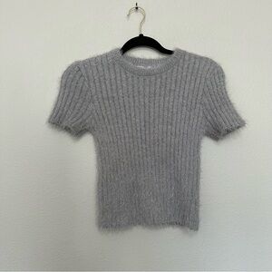 Collusion asos women’s eyelash fuzzy knit short sleeve sweater size 6US grey